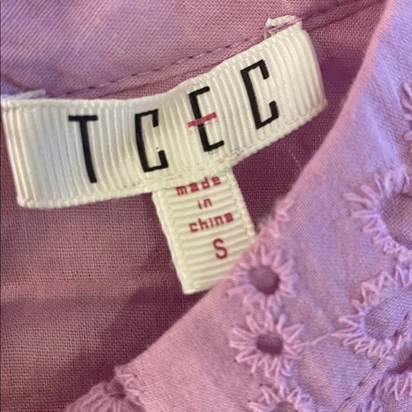 TCEC Lavender Pink Hue Eyelet Dress with Ruffled Sleeves - Picture 13 of 14